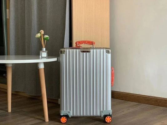 Rimowa Classic Cabin Aluminium Reisekoffer TKXian