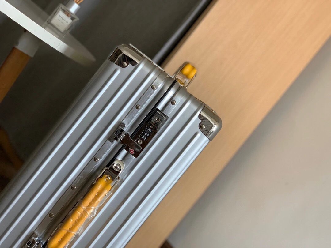 Rimowa Classic Cabin Aluminium Reisekoffer TKXian