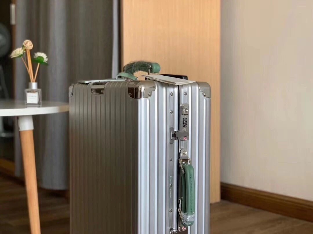 Rimowa Classic Cabin Aluminium Reisekoffer TKXian
