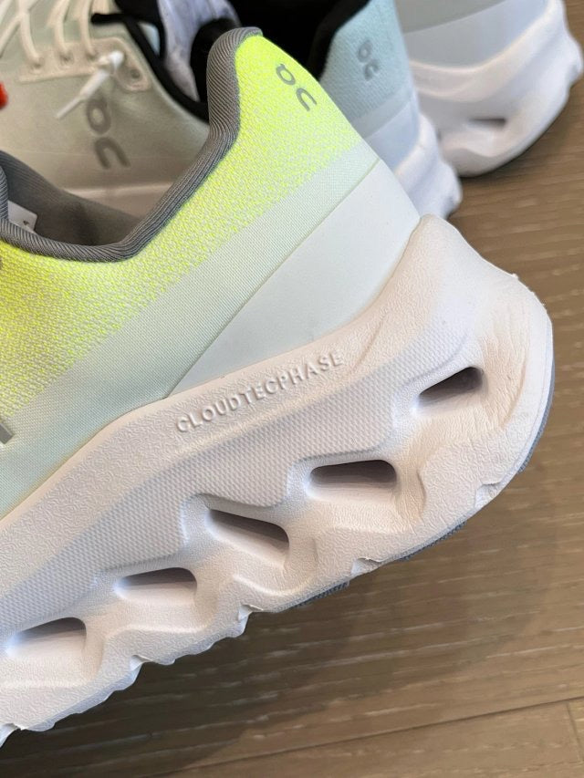 Cloudtilt Pearl Ivory Limited Edition Schuhe TKXian