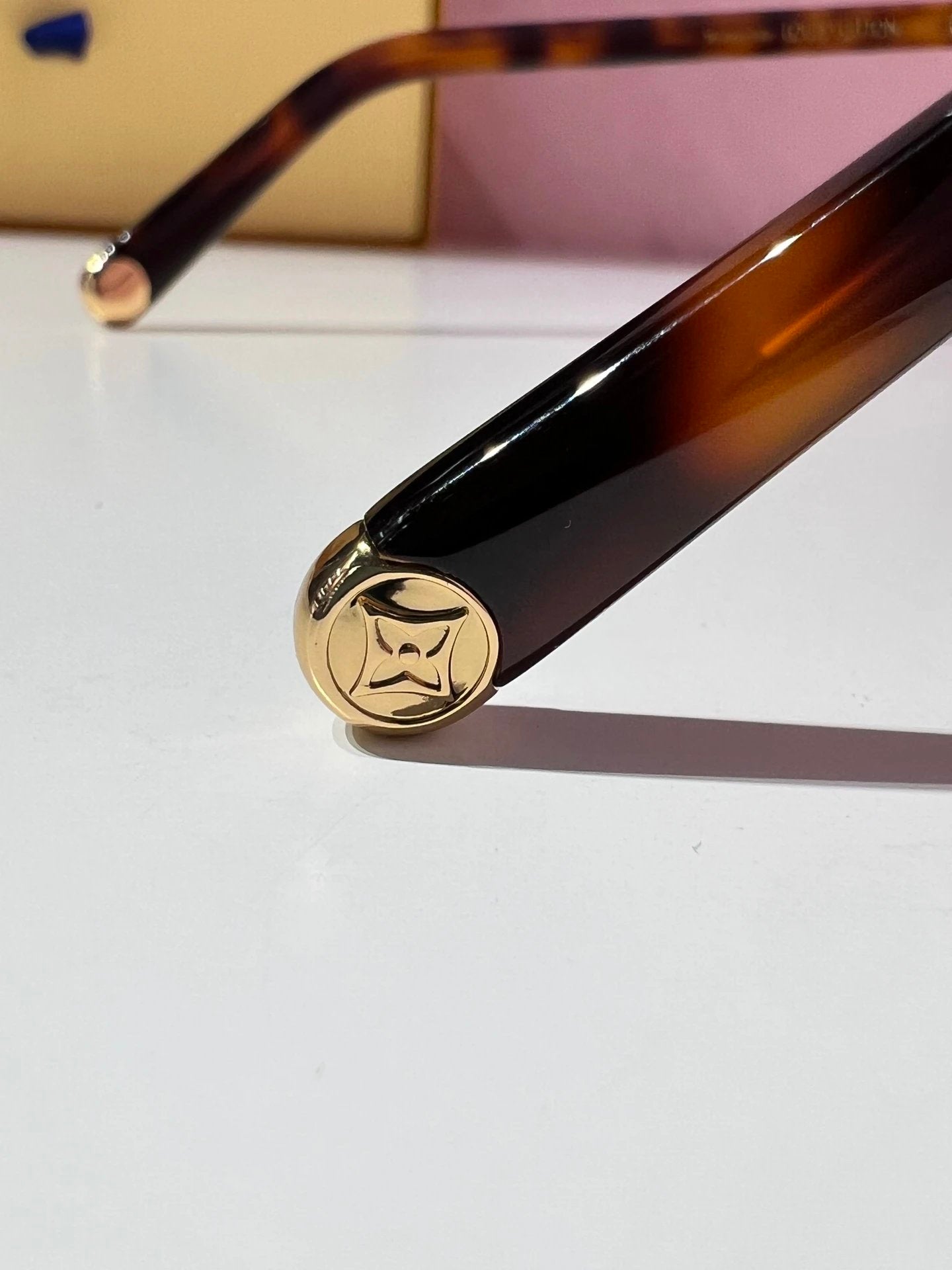 Louis Vuitton Monogram Light Cat Eye TKXian