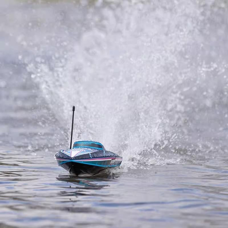 PRO BOAT Recoil 2 – 18-Zoll Brushless Rennboot TKXian