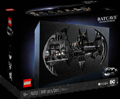 LEGO DC Batman Universum Bathöhle – Schaukasten - TKXian