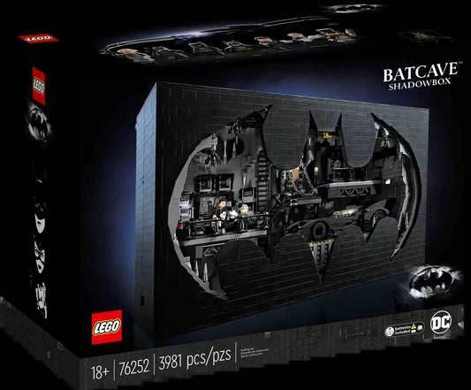 LEGO DC Batman Universum Bathöhle – Schaukasten - TKXian