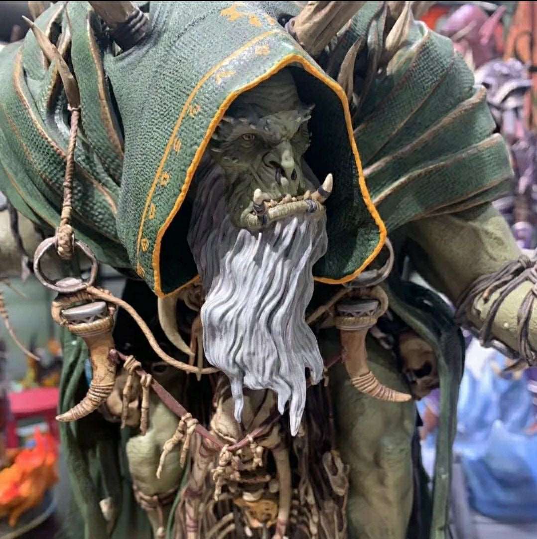 Warcraft The Beginning - Gul'Dan Statue: Gentle Giant - TKXian